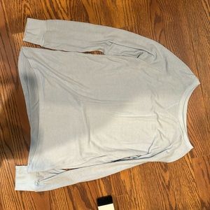 basic long sleeve shirt